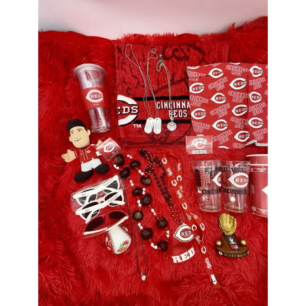 Cincinnati Reds Fan Collectible Memorabilia , Towel, Necklaces,Buckeyes, Glasses